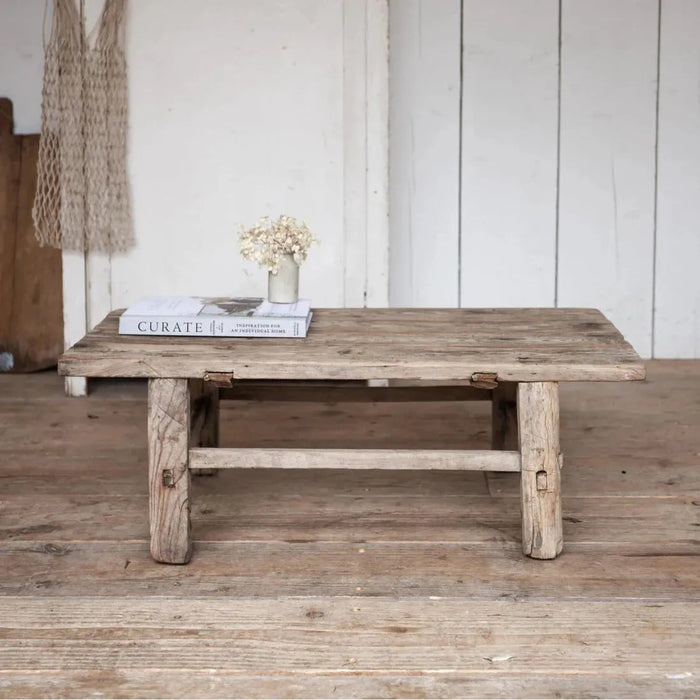 Rustic & Reclaimed Wood Coffee Table | Little Cottage Loves